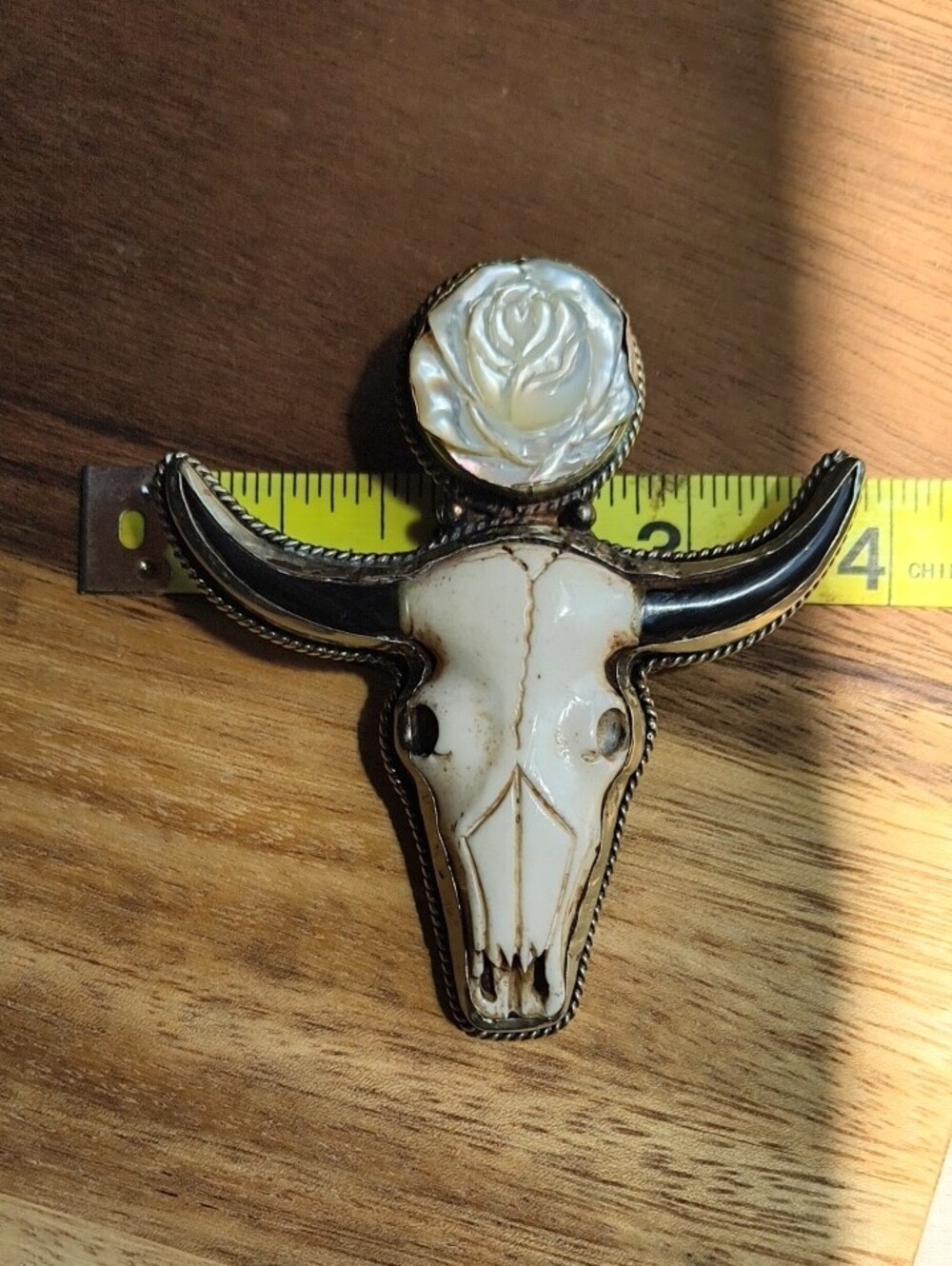 Gorgeous HUGE Statement Pendant! Buffalo Bone Steer Head And Mother Of Pearl - Picture 3 of 9